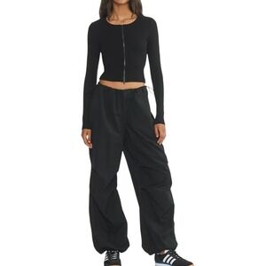 Aritzia TNA Temperance Parachute Pant oversized Cinch waist Baggy cargo size S